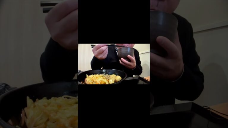 [ #Shorts ]ゆで太郎ともつ次郎で朝食[ASMR Eating Sounds 咀嚼音 飯テロ 動画]朝食蕎麦納豆セットと竹輪天、かき揚げ丼無料を食べるオヤジ動画Japan