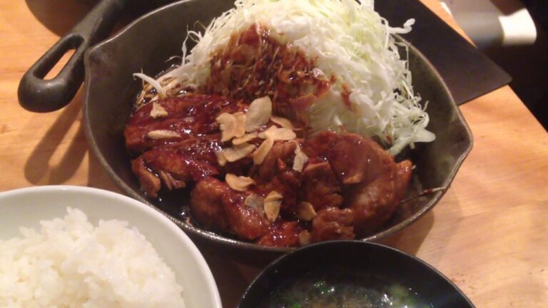【東京トンテキ】【渋谷グルメ】でトンテキ200g定食をランチで食べる。