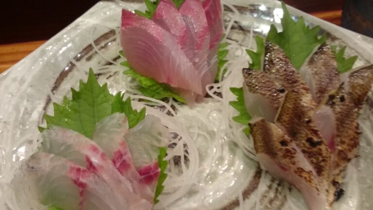 【魚】夜な夜な(井土ヶ谷) 刺し盛 2016/11/10Thu