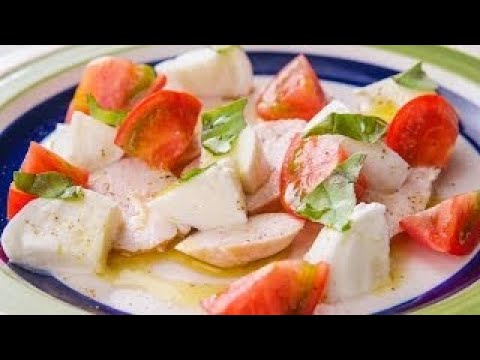 鶏胸肉とトマトのカプレーゼ仕立て のレシピ　|　料理サプリ