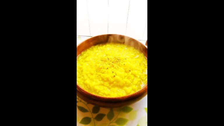 【レシピ動画】余ったご飯も有効活用☆簡単♪胃腸に優しいターメリックおかゆ★ #Shorts