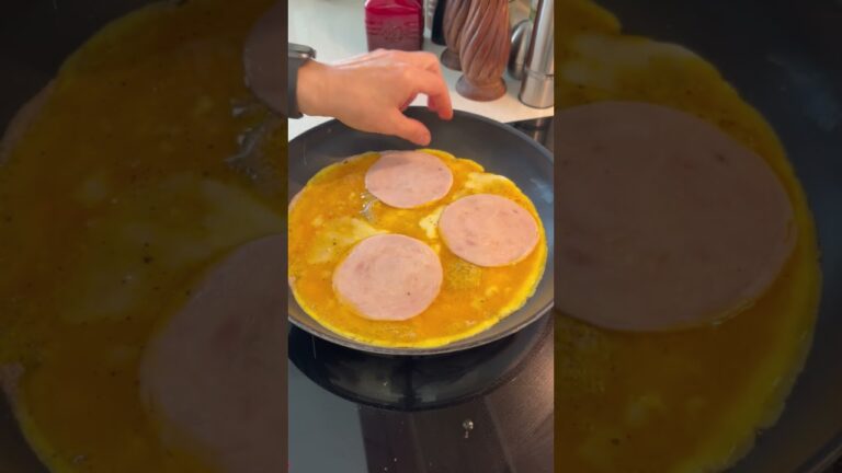 Stuffed Tortilla Omelette Hack – 5 Min Breakfast Win!