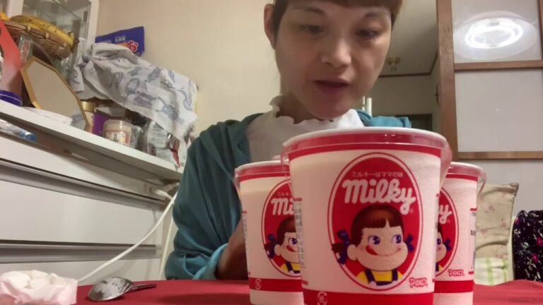 ミルキーがバカウマカップケーキ出してた❣️❣️