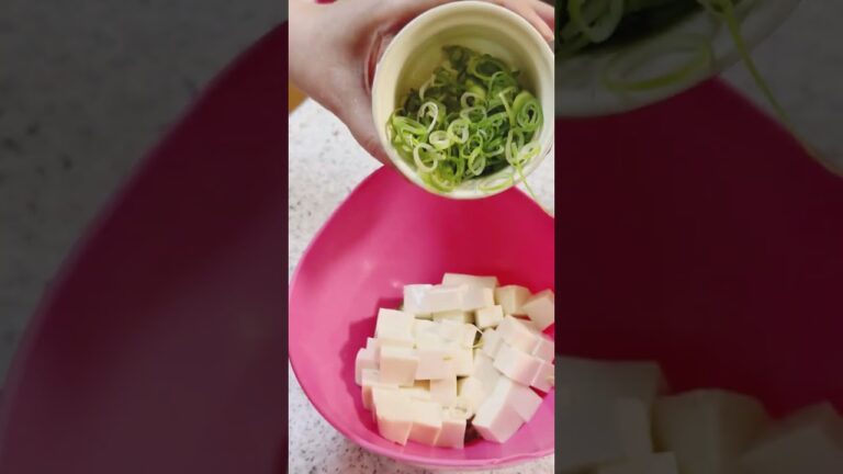 暑い夏…食欲がない🥲そんな時に作るのがこれ♡豆腐とオクラのあっさり丼♡ #short