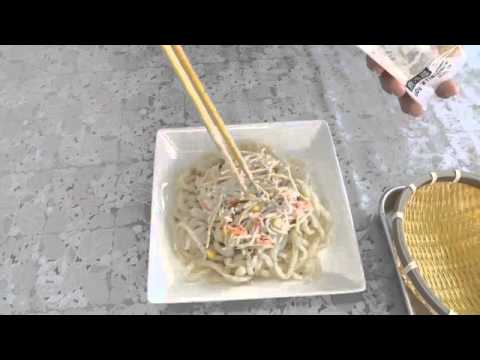【こんにゃくうどんレシピ】ごぼうサラダこんにゃくうどん