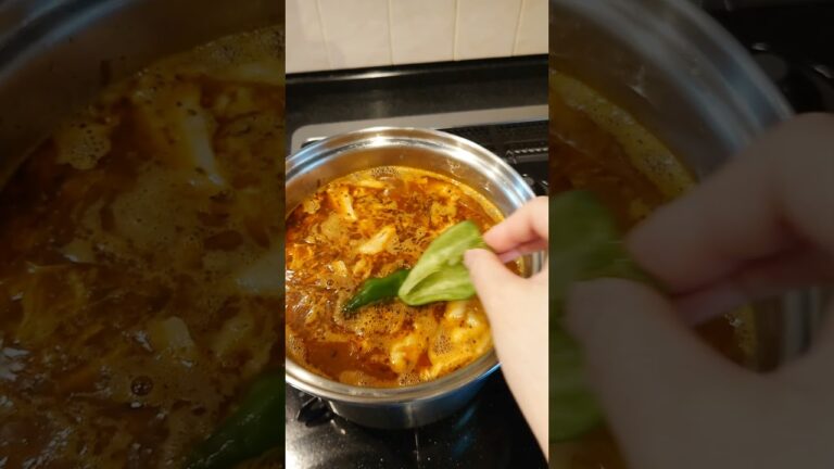 コストコの丸鶏のスープカレー作っていくよ！　#costco #コストコ #購入品紹介