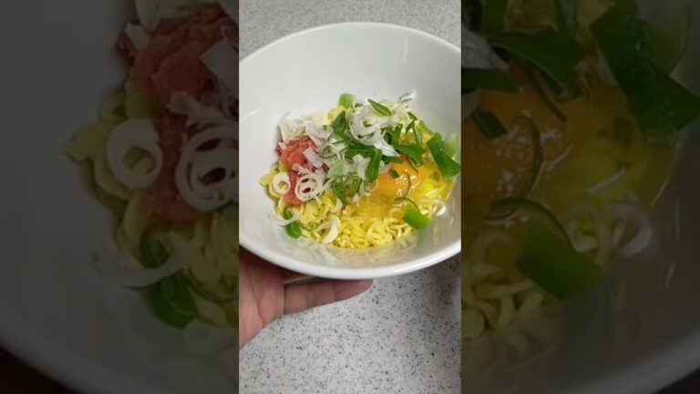 簡単料理！塩ラーメンアレンジで明太子釜玉ラーメン！暑い夏はスープなしがいいかな