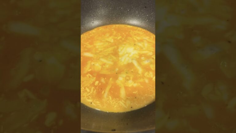 【チーズ入り卵焼き】#卵焼き #チーズ #自炊 #料理