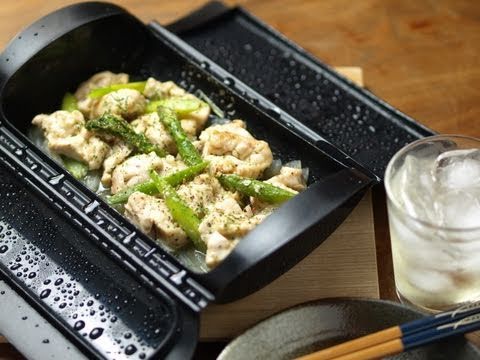 ルクエレシピ　鶏とアスパラガスのマヨ蒸し