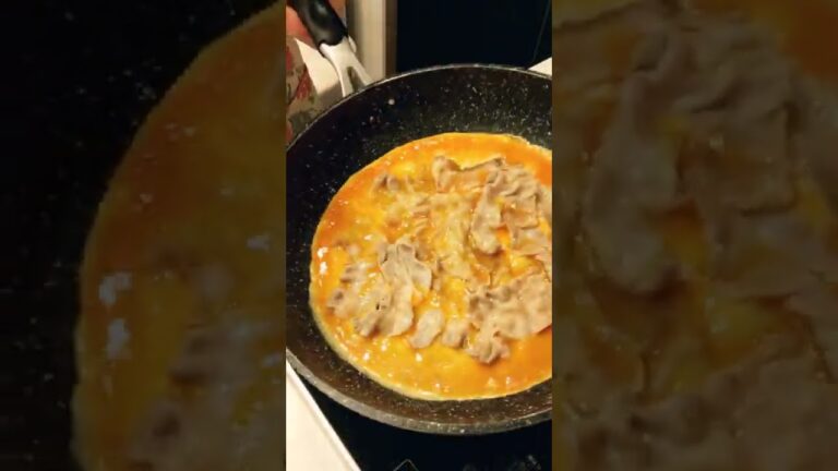 🍳卵で一品★豚肉あればコレでよし😆【不器用な私が作る簡単で美味しい料理編✨】#shorts