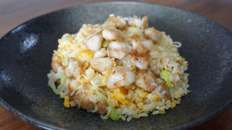 毎日炒飯123日目！【軟骨の唐揚げ炒飯】をつくってみた！コリコリ食感がたまらない！！！