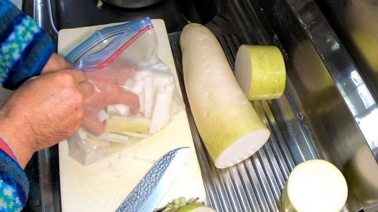 ポリポリ大根を作る