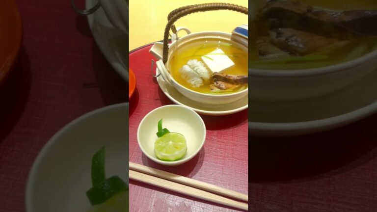 🇯🇵日本旅あるある　Hilton OSAKA 和食　松茸の土瓶蒸し　味がまろやか