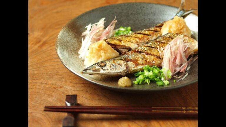 フライパンで秋刀魚の塩焼き、柚子こしょうおろし 添え