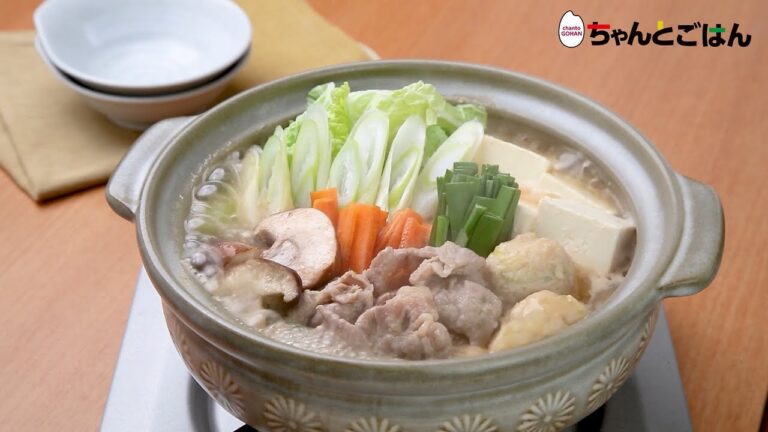 【動画レシピ】豚肉とつくねのみそちゃんこ鍋