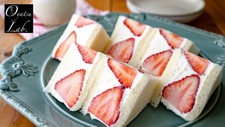 【夫が作るおうちカフェ】いちごサンドイッチ（簡単・基本のフルーツサンドのレシピ）| きなこラテ | おやつラボ