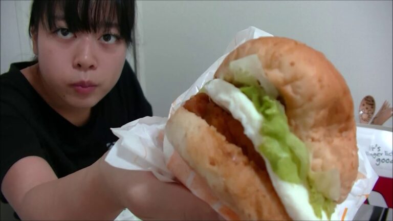 【Kentucky】月見チキンフィレサンド＆骨なしチキン＆カーネリングポテト＆アップルパイ【BOX】