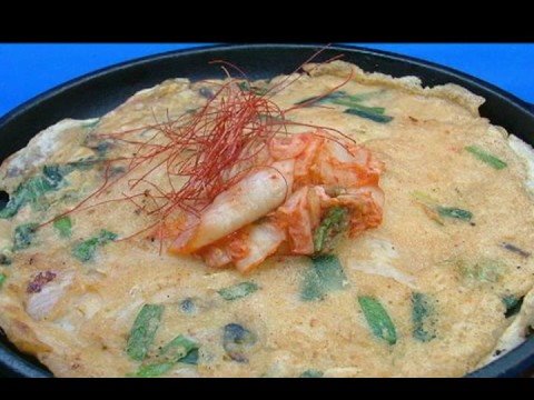 【ブラスリー・ライオン】 韓国屋台の「鉄板」海鮮チヂミ