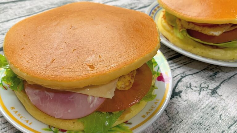 サラリーマンが出勤前に作る朝ごはん【ホットケーキサンド】