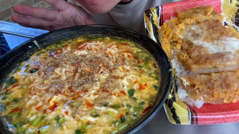 美味すぎる！サッポロ一番塩ラーメンの最強アレンジと三元豚カツ丼で優勝した！