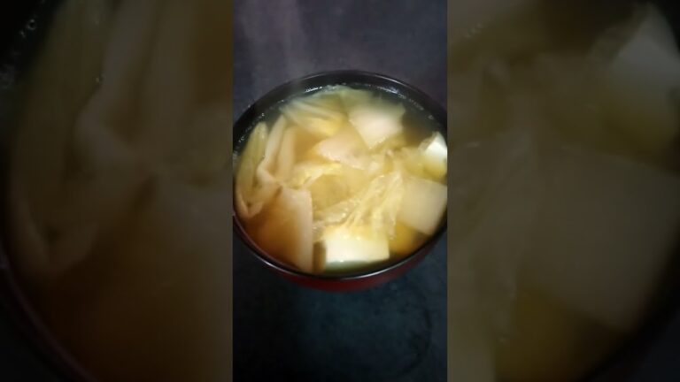 寒いので白菜と豆腐のスープを作りました。