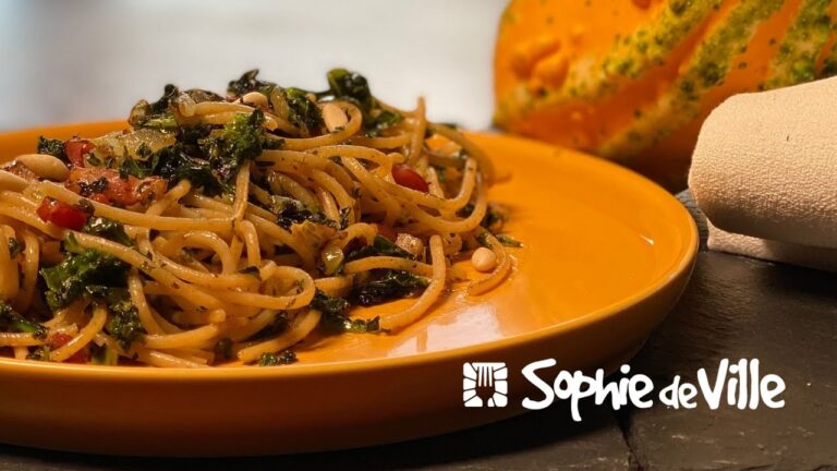 Bacon and crispy kale spaghetti😋 #shorts