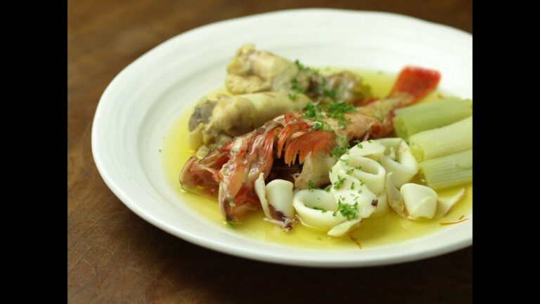 カサゴといかのサフランスープ煮