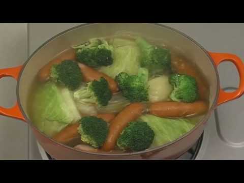 ソーセージとざく切り野菜のポトフ【野菜のおかず：レシピ大百科】
