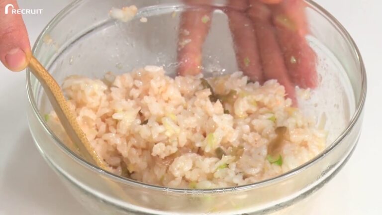 中華風ねぎ明太ソースで！おにぎりの人気レシピ・作り方   素人の味から今日で卒業、家庭で作れるプロの絶品レシピ！ ゼクシィキッチンでかんたん・おいしい