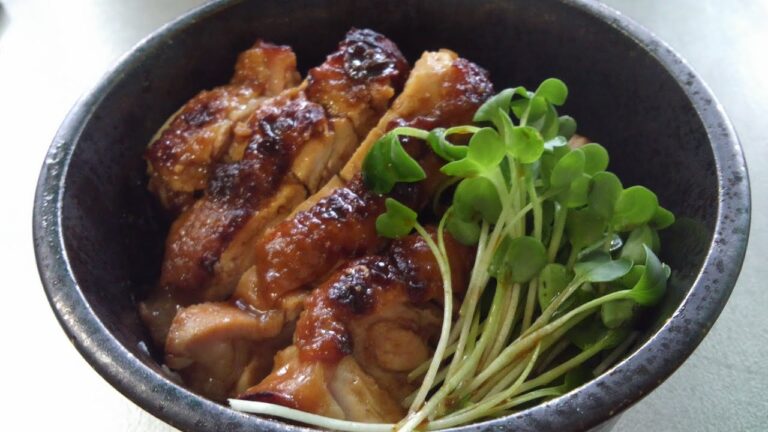 鶏肉の簡単照り焼き丼