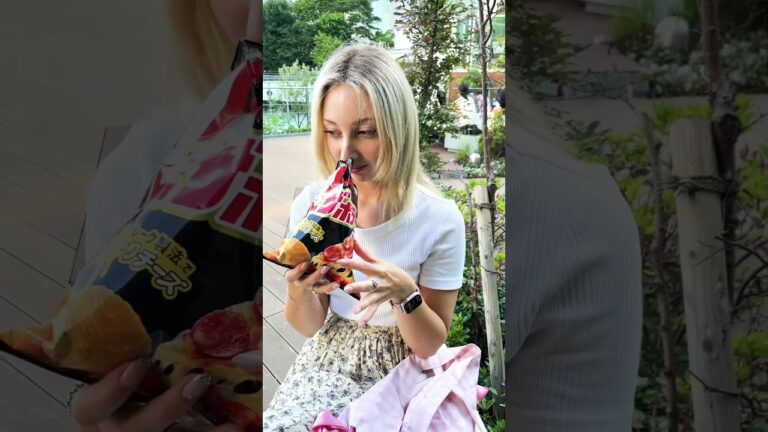 イタリア人が人生初のピザポテトに挑戦した結果... #shorts