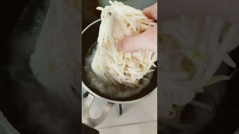 豚骨スープ鍋です