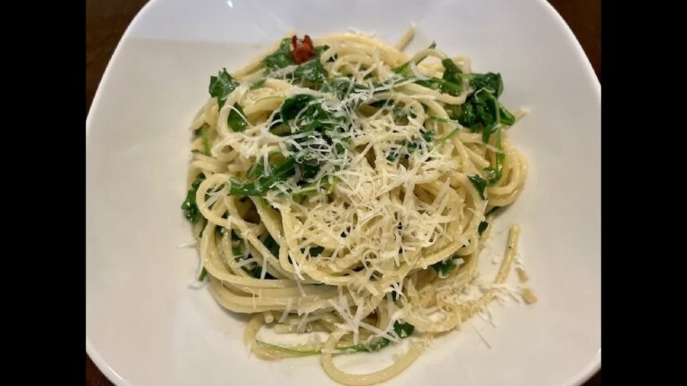 [[ 超おすすめ ]] ルッコラのビターなペペロンチーノ！