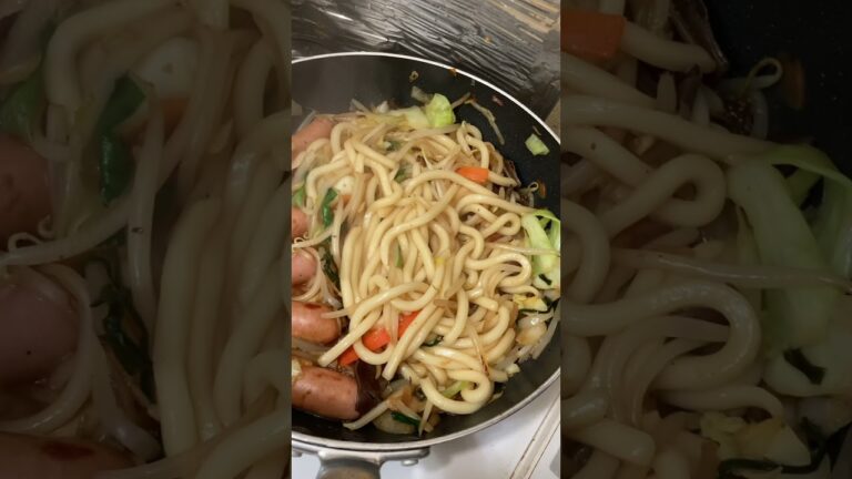 カット野菜の焼きうどん#shorts