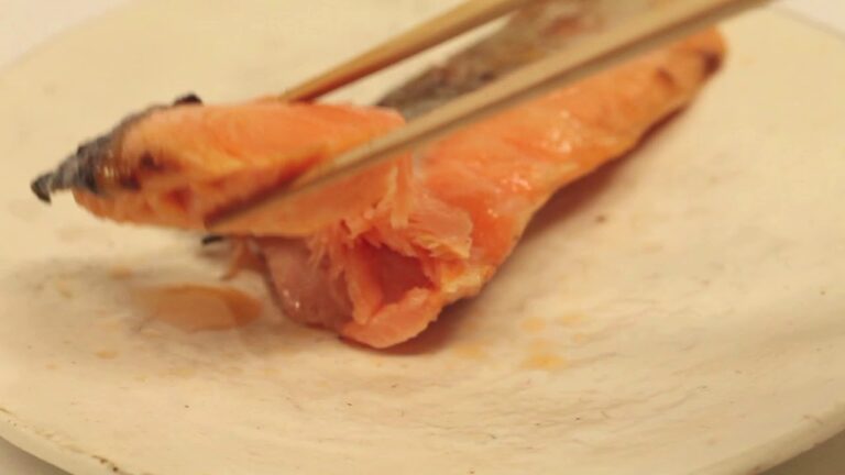 富惣のサーモントラウト塩焼　食べたい時にレンジで簡単に