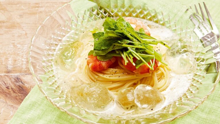 海老とルッコラのシュワシュワ冷製スープパスタ