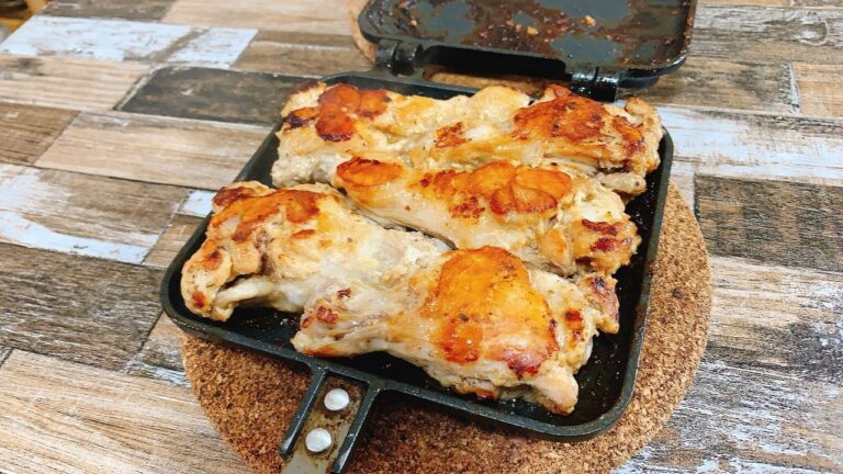 ホットサンドメーカーで挟んで焼くだけ！手羽元のマヨバーベキューチキン#shorts