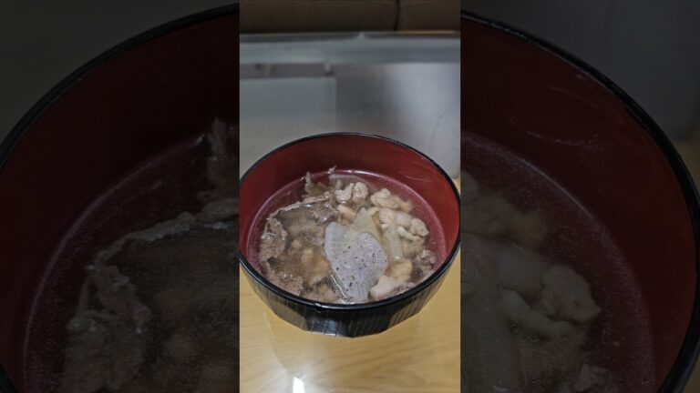 韓国🇰🇷でチェサ (法事、法要)の時に食べる伝統の牛肉と鶏肉と大根のスープ #料理 #男子ごはん #岡山 #男の手料理 #男の料理 #韓国料理 #牛肉と鶏肉のスープ