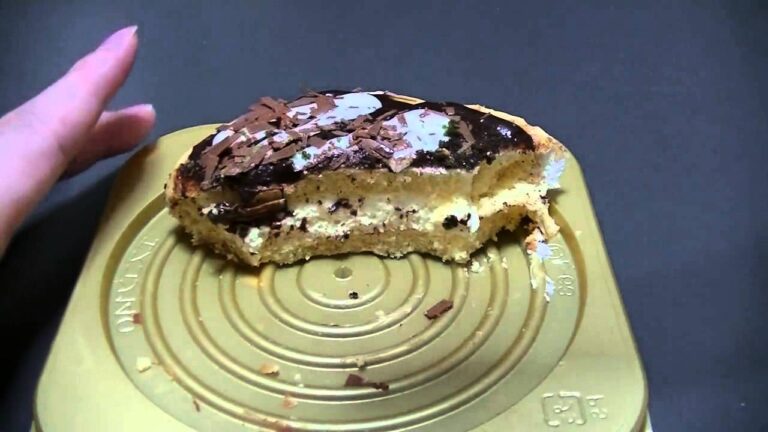 ケーキ大人食い_お好み焼き風クレープケーキ【山崎製パン】 【咀嚼音/ASMR】