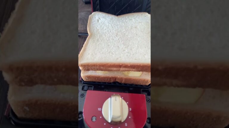りんごが美味しい季節🍎手軽に美味しいアップルパイ風のおやつはいかがでしょう☺️