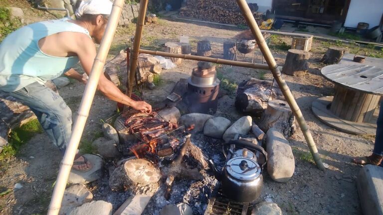 かや小屋 BBQ スペアリブ