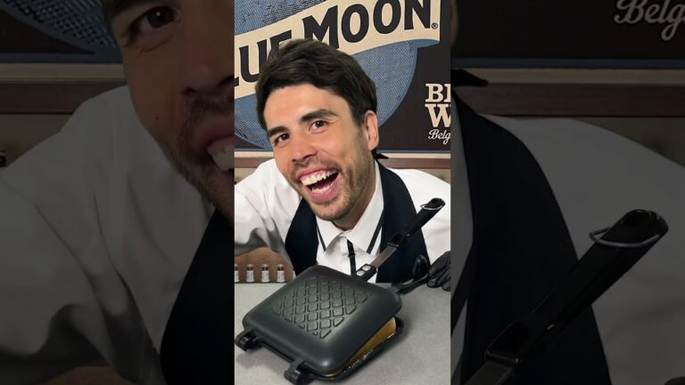 暑い夏、涼しい家でも屋外のキャンプ飯にも最高！アボカド、ツナのサルサホットサンド #shorts