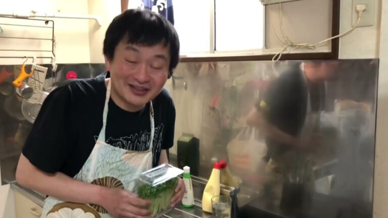 料理の別人・けいじ⑥【かいわれとカニカマのわさびマヨ和え】