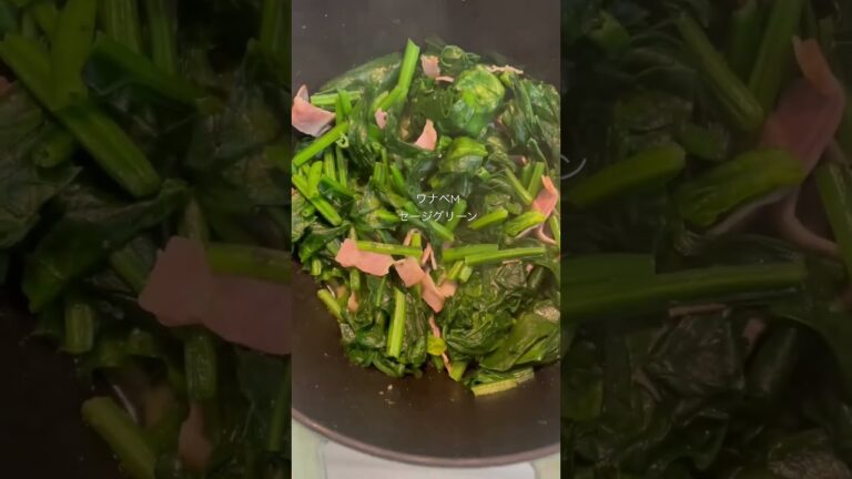 【staub料理✨ほうれん草とベーコンのガーリックバターソテー】ワナベM セージグリーンで… @KIYOMI SELECT