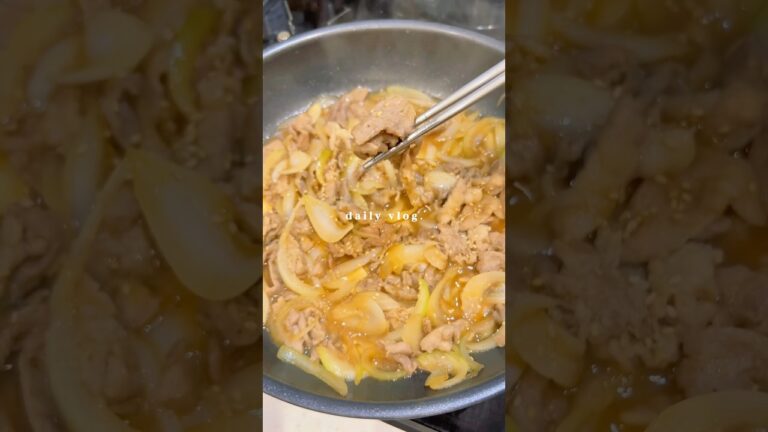 豚肉と玉ねぎの炒め物 #簡単レシピ #cooking #food #japanesefood #簡単メニュー   #晩御飯レシピ #豚肉メニュー#natchaレシ  #玉ねぎのレシピ #shorts