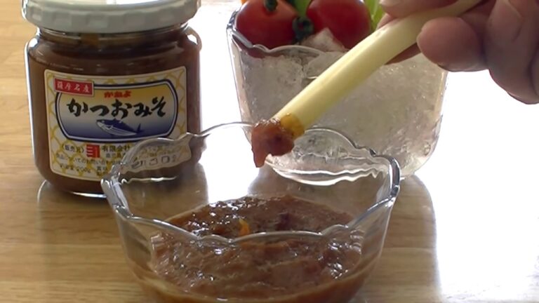 （有）かねよ みそ しょうゆ　かつお味噌　野菜スティックの作り方