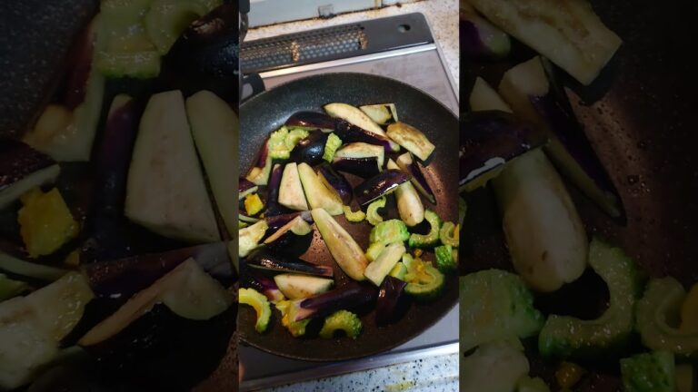 フライパン、ナス、ゴーヤ、