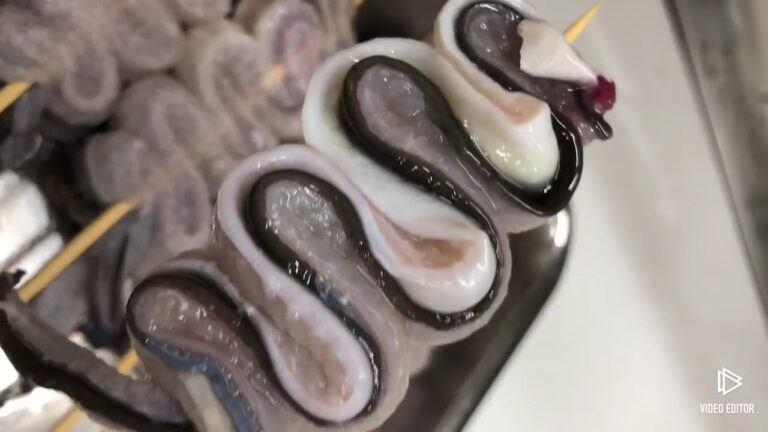 高知市  うなぎ くりから串 白焼