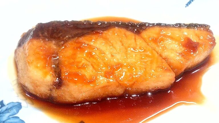 キッチングランパ流　ブリの照り焼き（Yellowtail teriyaki）