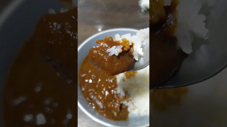 LEE辛さ20倍を食べてみた！！20倍言うたら20倍界王拳だ！かめはめ波だ！！世代です！！！